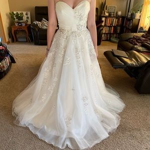 Wedding Dress - Ivory - Size 8